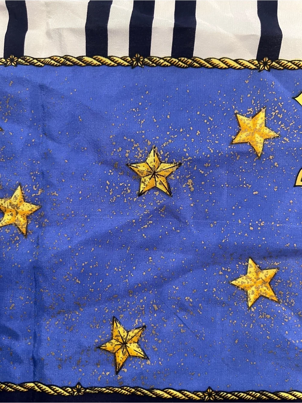 Vintage Oscar de la Renta blue and Gold Sunburst Silk Scarf. Total 90s!